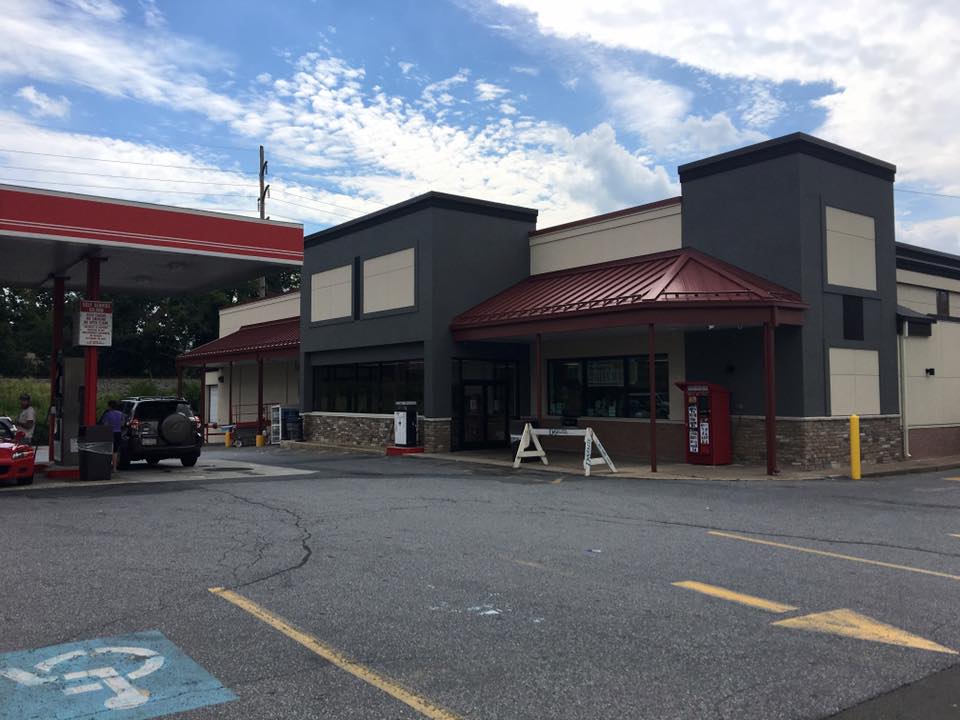 Redners' Quick Shop at West Lawn, PA location.